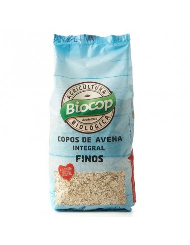 Copos de avena integral finos Bio 500g Biocop sobre fondo blanco.