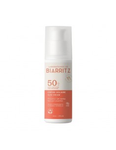 Crema solar facial SPF 50...